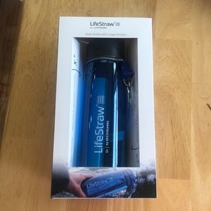 Blue LifeStraw water bottle.